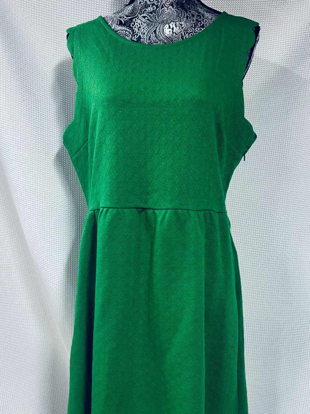 Betsey's Boutique Shop Green Jacquard Fit & Flare Dress Scalloped Hem XL